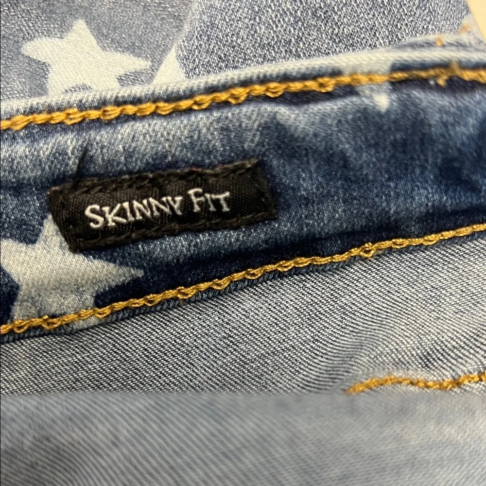 Judy Blue Star-Patterned‎ Blue Jeans - Picture 7 of 11